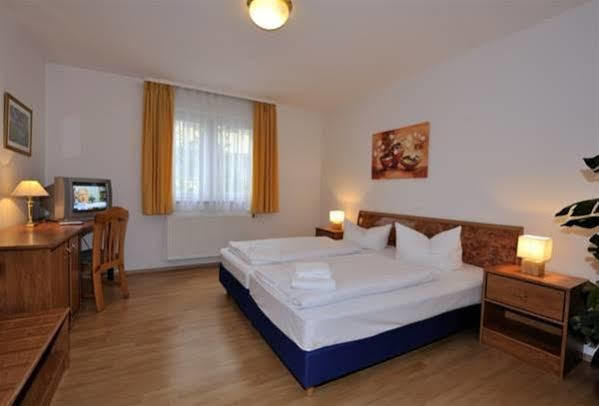 Rhein Neckar Hotel MHG Eksteriør bilde
