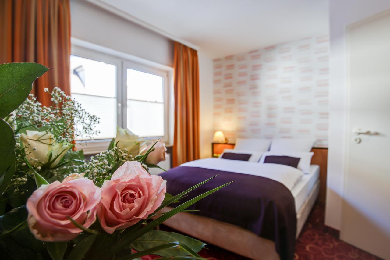 Rhein Neckar Hotel MHG Eksteriør bilde