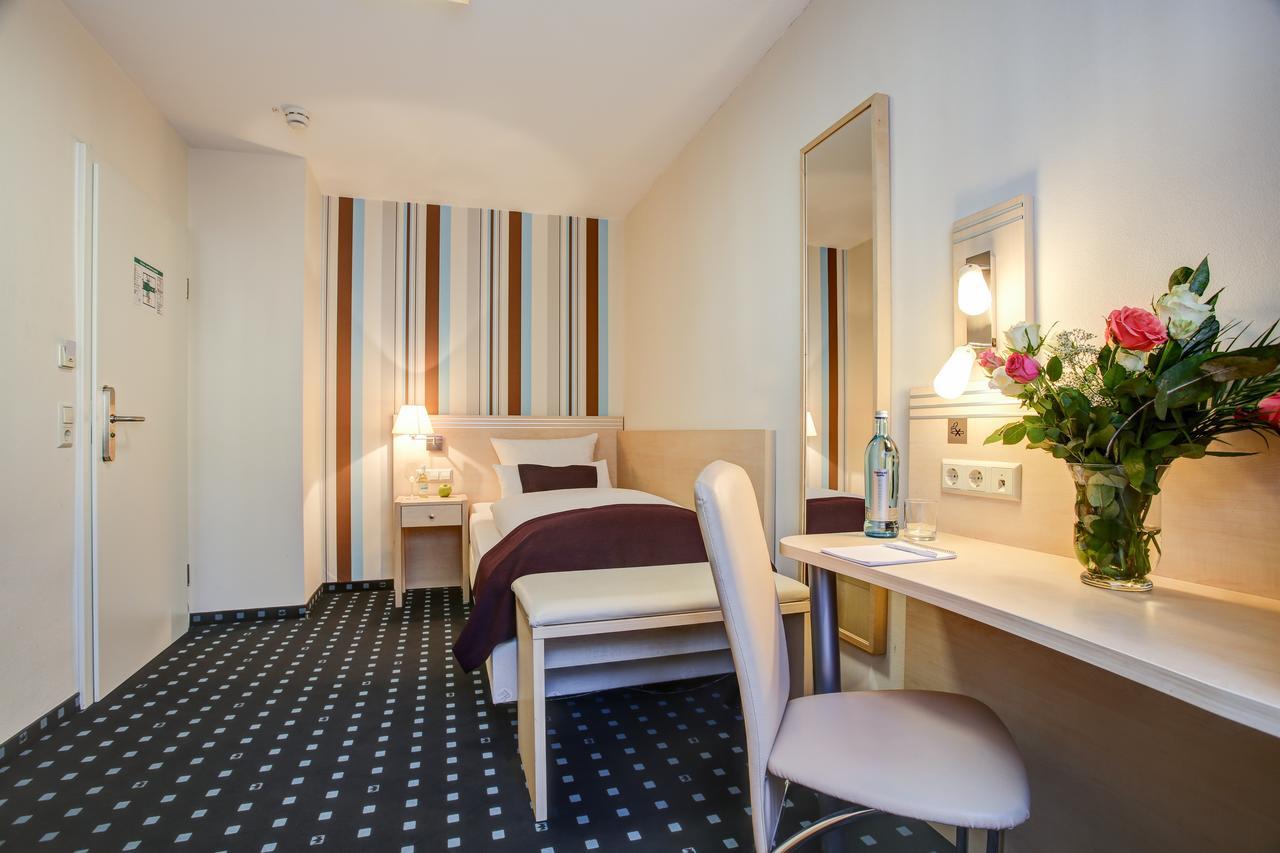 Rhein Neckar Hotel MHG Eksteriør bilde